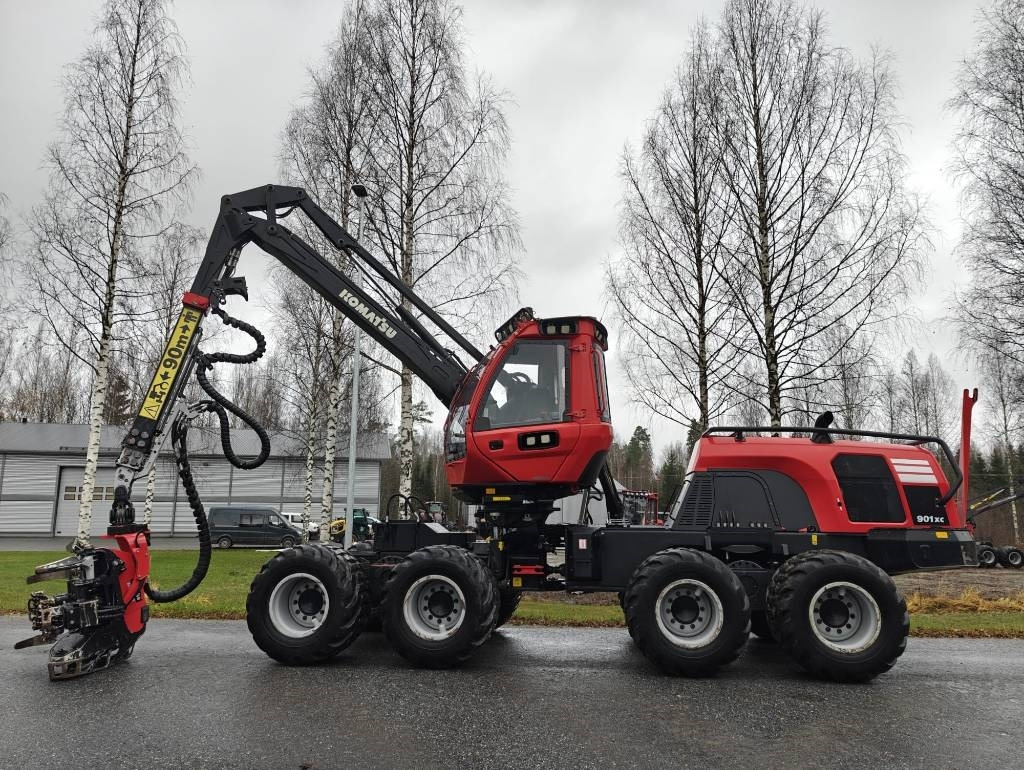 Komatsu 901 XC - Kombajn za šumarstvo: slika Komatsu 901 XC - Kombajn za šumarstvo Komatsu 901 XC - Kombajn za šumarstvo: slika Komatsu 901 XC - Kombajn za šumarstvo