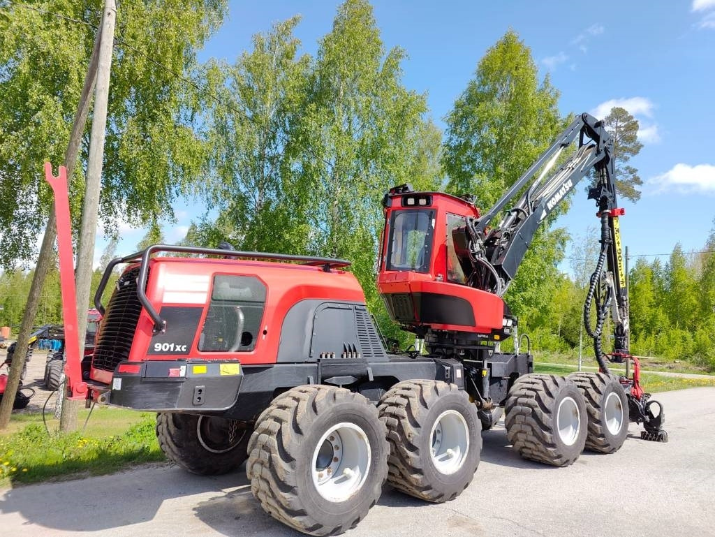 Komatsu 901 XC - Kombajn za šumarstvo: slika Komatsu 901 XC - Kombajn za šumarstvo Komatsu 901 XC - Kombajn za šumarstvo: slika Komatsu 901 XC - Kombajn za šumarstvo