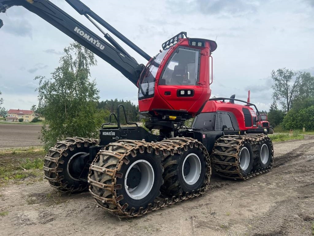 Komatsu 951 XC - Kombajn za šumarstvo: slika Komatsu 951 XC - Kombajn za šumarstvo Komatsu 951 XC - Kombajn za šumarstvo: slika Komatsu 951 XC - Kombajn za šumarstvo