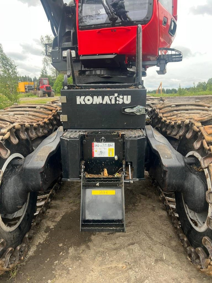 Zakup Komatsu 951 XC Komatsu 951 XC: slika Zakup Komatsu 951 XC Komatsu 951 XC Zakup Komatsu 951 XC Komatsu 951 XC: slika Zakup Komatsu 951 XC Komatsu 951 XC