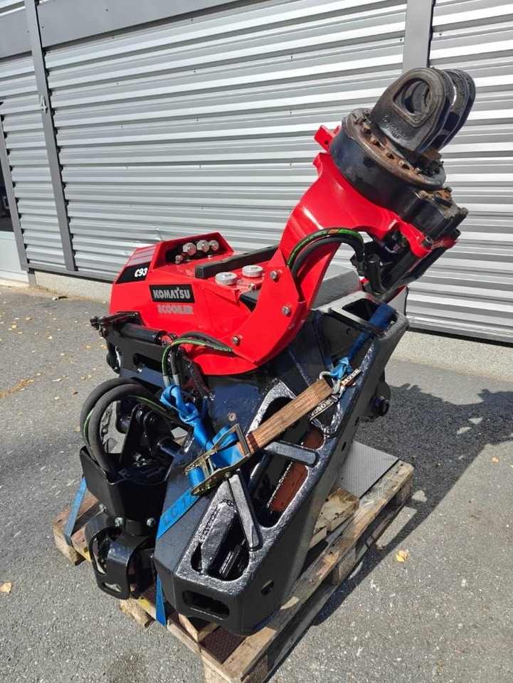 Komatsu C 93  - Šumarski stroj za krčenje: slika Komatsu C 93  - Šumarski stroj za krčenje Komatsu C 93  - Šumarski stroj za krčenje: slika Komatsu C 93  - Šumarski stroj za krčenje