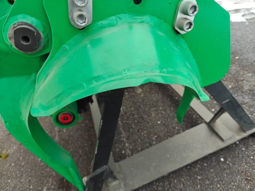 Šumarski stroj za krčenje Lako 42: slika Šumarski stroj za krčenje Lako 42 Šumarski stroj za krčenje Lako 42: slika Šumarski stroj za krčenje Lako 42