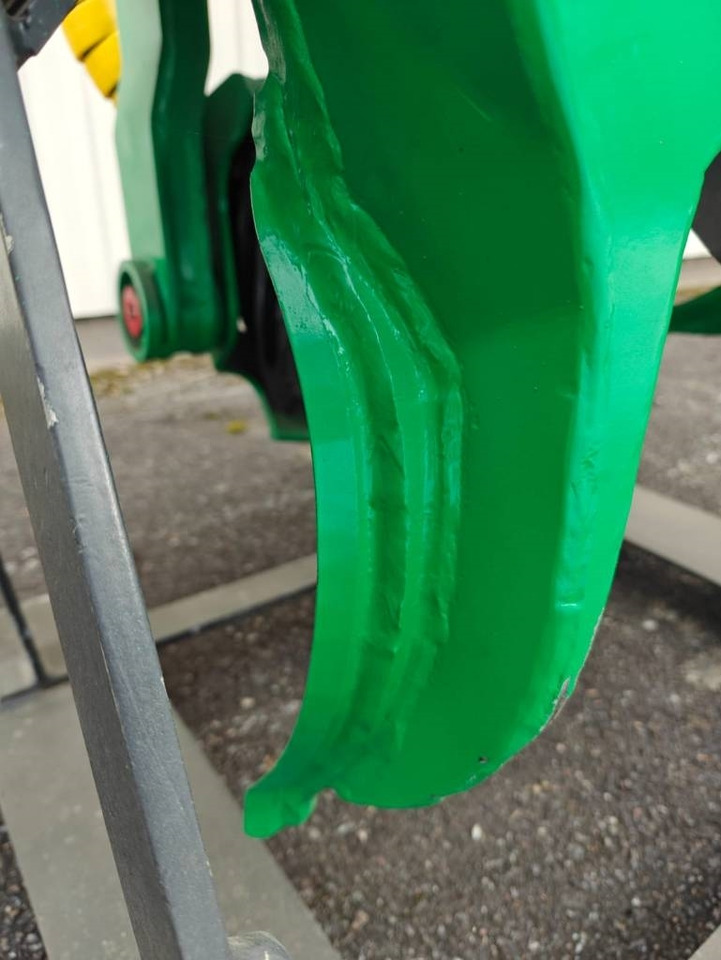 Šumarski stroj za krčenje Lako 42: slika Šumarski stroj za krčenje Lako 42 Šumarski stroj za krčenje Lako 42: slika Šumarski stroj za krčenje Lako 42