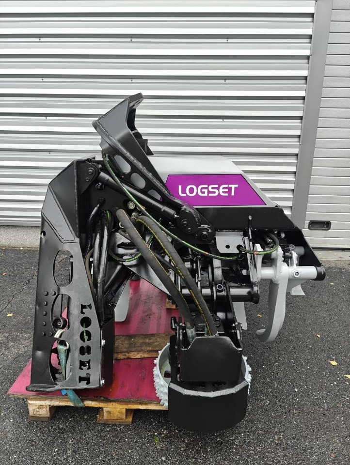 Logset 6 M - Šumarski stroj za krčenje: slika Logset 6 M - Šumarski stroj za krčenje Logset 6 M - Šumarski stroj za krčenje: slika Logset 6 M - Šumarski stroj za krčenje