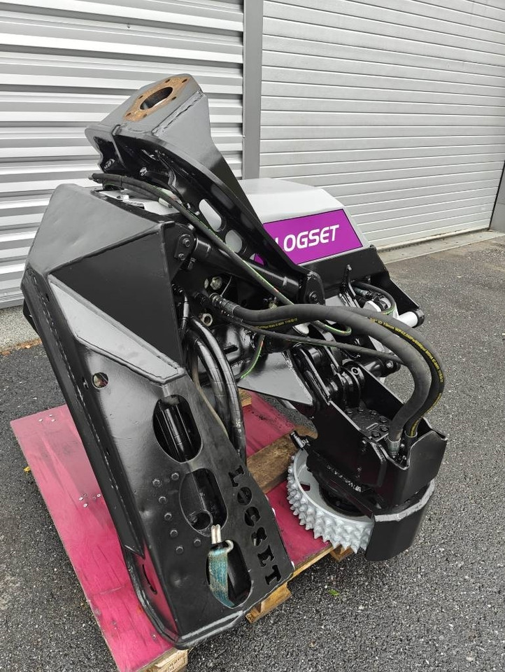 Logset 6 M - Šumarski stroj za krčenje: slika Logset 6 M - Šumarski stroj za krčenje Logset 6 M - Šumarski stroj za krčenje: slika Logset 6 M - Šumarski stroj za krčenje