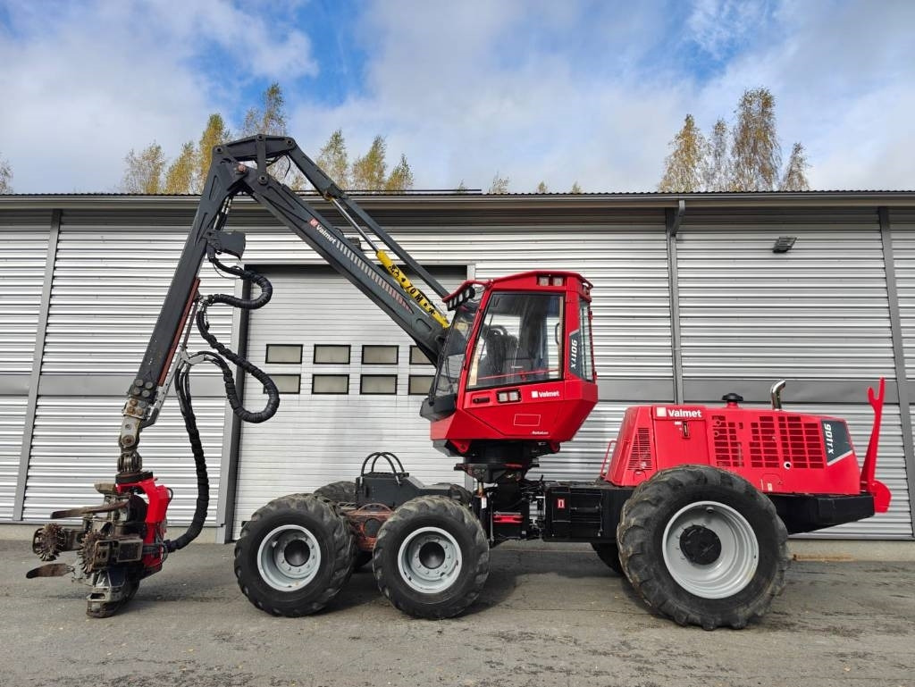 Valmet 901TX - Kombajn za šumarstvo: slika Valmet 901TX - Kombajn za šumarstvo Valmet 901TX - Kombajn za šumarstvo: slika Valmet 901TX - Kombajn za šumarstvo