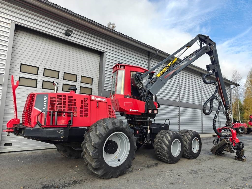 Valmet 901TX - Kombajn za šumarstvo: slika Valmet 901TX - Kombajn za šumarstvo Valmet 901TX - Kombajn za šumarstvo: slika Valmet 901TX - Kombajn za šumarstvo