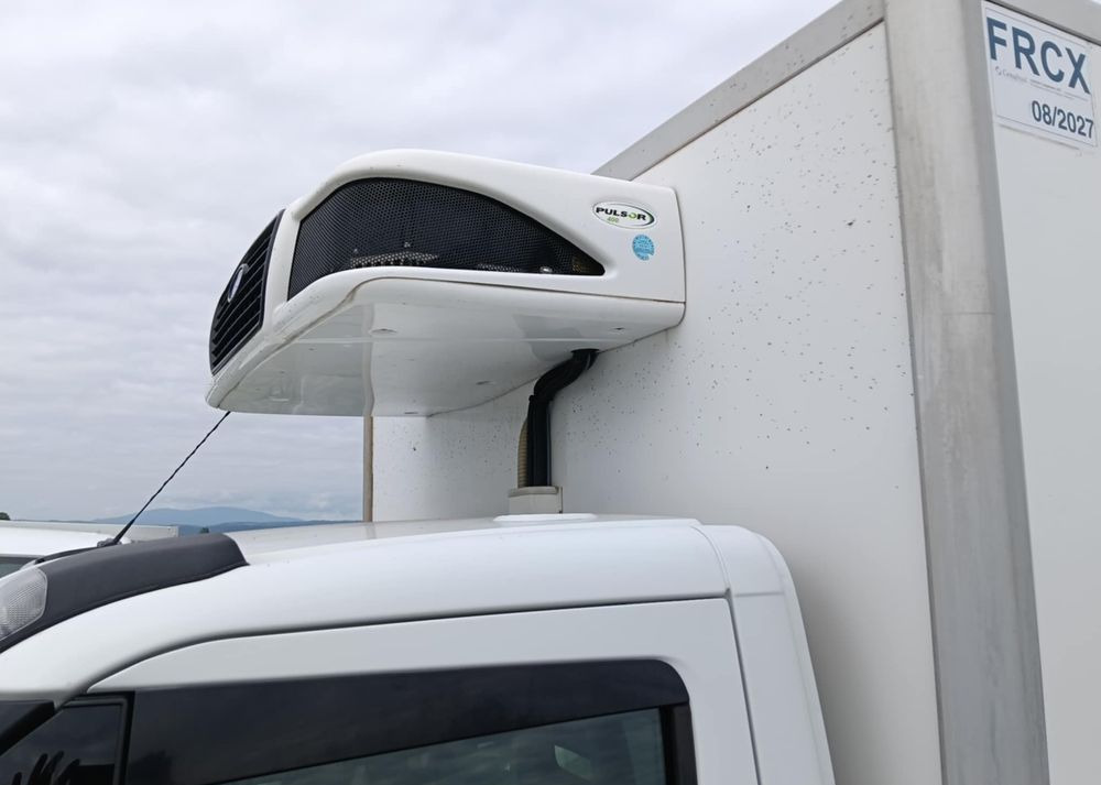 Dostavno vozilo hladnjača Iveco 35C14, 35C13, 35C12: slika Dostavno vozilo hladnjača Iveco 35C14, 35C13, 35C12