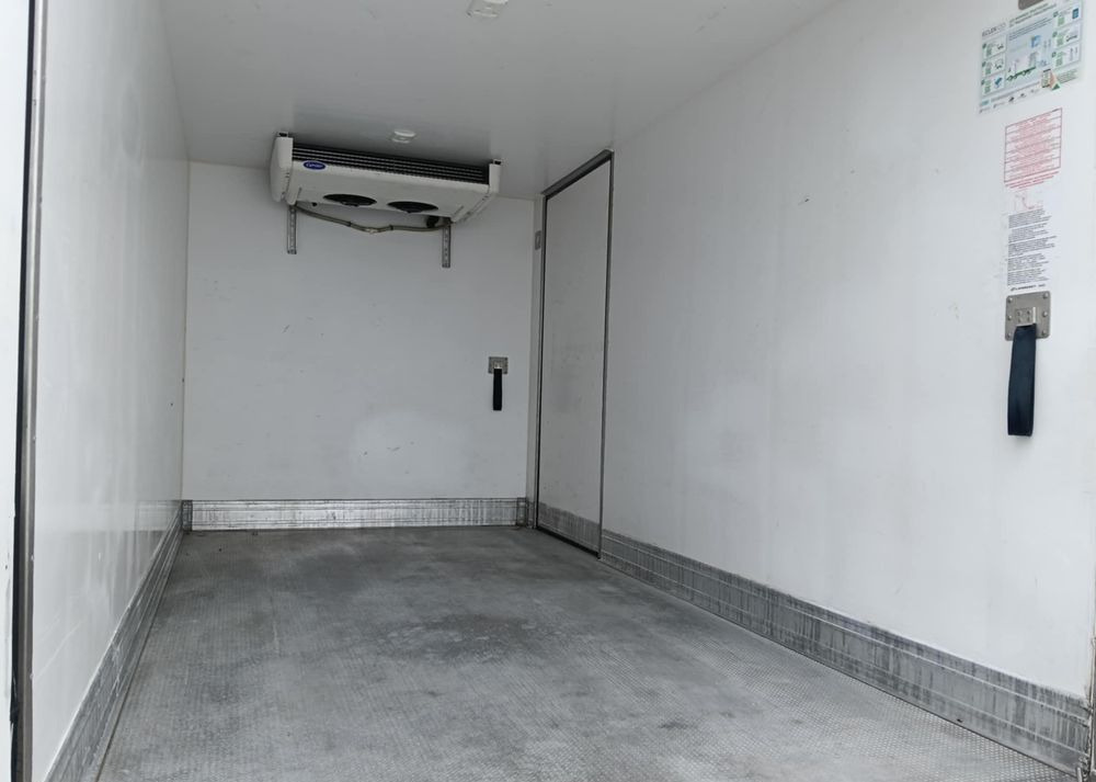 Dostavno vozilo hladnjača Iveco 35C14, 35C13, 35C12: slika Dostavno vozilo hladnjača Iveco 35C14, 35C13, 35C12