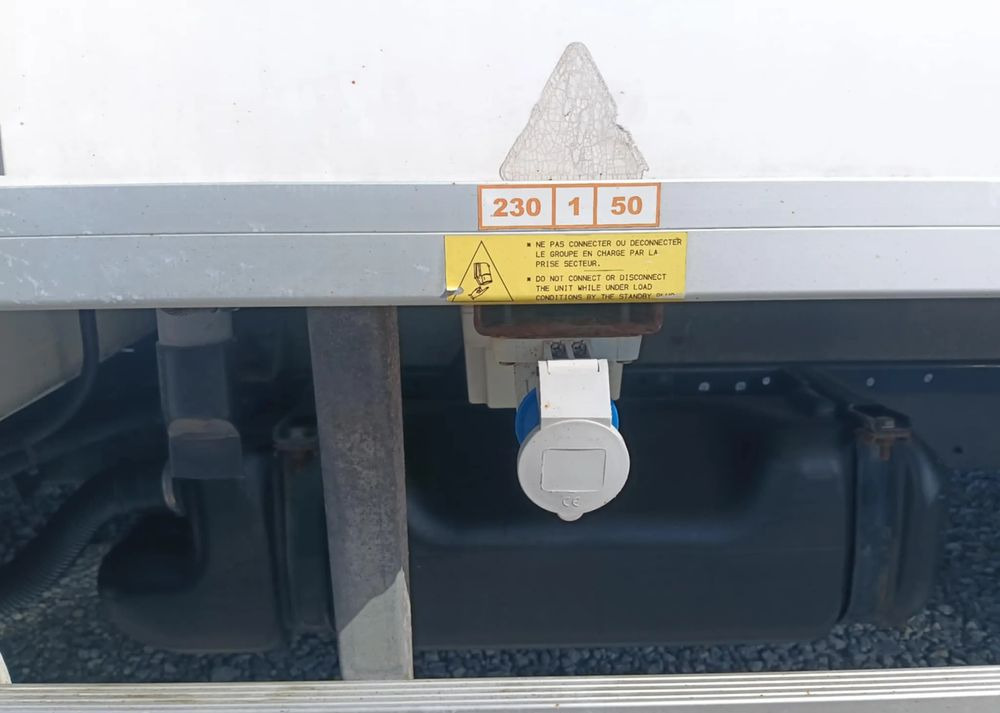 Dostavno vozilo hladnjača Iveco 35S16, 35S15, 35S14, 35S13, 35C13, 35C14: slika Dostavno vozilo hladnjača Iveco 35S16, 35S15, 35S14, 35S13, 35C13, 35C14