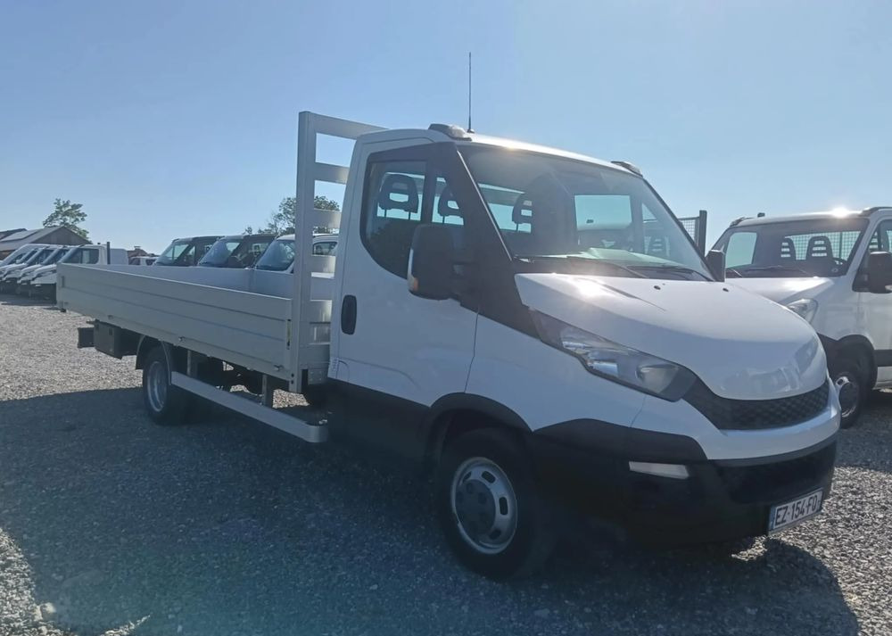 Iveco DAILY 35C14, 35C13, 35C15, 35C12 - Dostavno vozilo s ravnom platformom: slika Iveco DAILY 35C14, 35C13, 35C15, 35C12 - Dostavno vozilo s ravnom platformom Iveco DAILY 35C14, 35C13, 35C15, 35C12 - Dostavno vozilo s ravnom platformom: slika Iveco DAILY 35C14, 35C13, 35C15, 35C12 - Dostavno vozilo s ravnom platformom