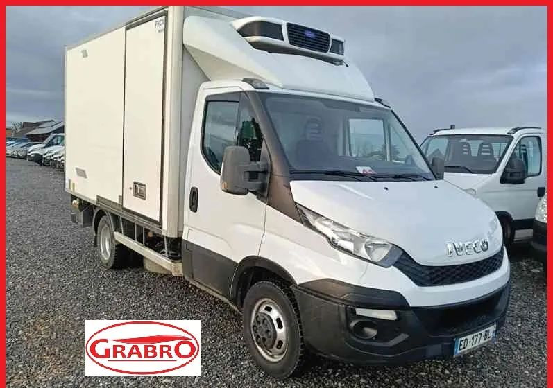 Iveco DAILY 35C15,35C14,35C13,35C12 - Dostavno vozilo hladnjača: slika Iveco DAILY 35C15,35C14,35C13,35C12 - Dostavno vozilo hladnjača Iveco DAILY 35C15,35C14,35C13,35C12 - Dostavno vozilo hladnjača: slika Iveco DAILY 35C15,35C14,35C13,35C12 - Dostavno vozilo hladnjača