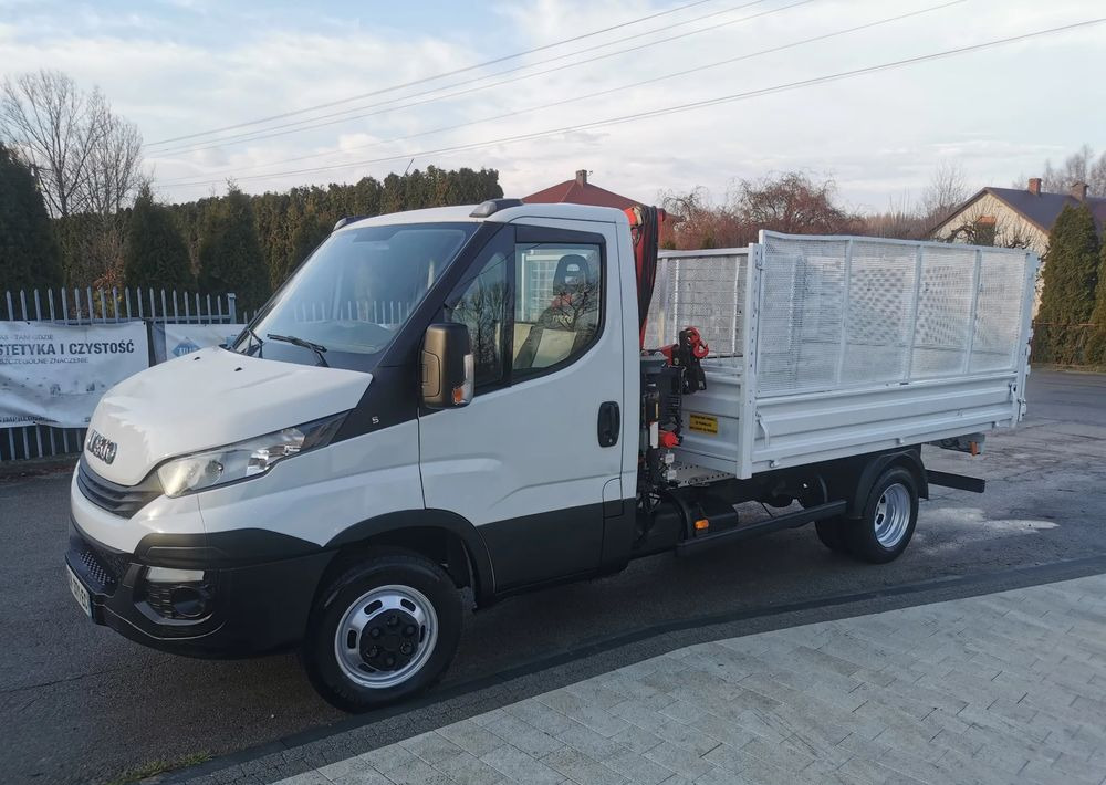 Mali kamion kiper Iveco Daily 35C15 Kiper HDS dzwig 3.0-150KM wywrotka Hak: slika Mali kamion kiper Iveco Daily 35C15 Kiper HDS dzwig 3.0-150KM wywrotka Hak