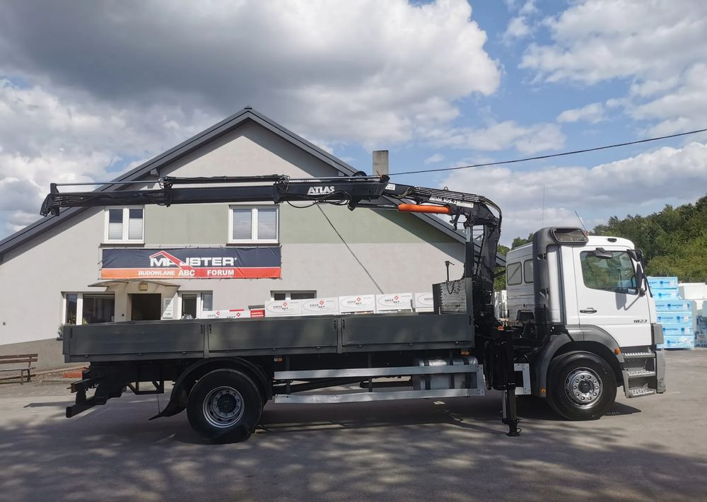 Mercedes-Benz Atego 1823 żuraw HDS Atlas 105.2 koła 315/80R22,5 - Kamion s otvorenim sandukom, Kamion s kranom: slika Mercedes-Benz Atego 1823 żuraw HDS Atlas 105.2 koła 315/80R22,5 - Kamion s otvorenim sandukom, Kamion s kranom Mercedes-Benz Atego 1823 żuraw HDS Atlas 105.2 koła 315/80R22,5 - Kamion s otvorenim sandukom, Kamion s kranom: slika Mercedes-Benz Atego 1823 żuraw HDS Atlas 105.2 koła 315/80R22,5 - Kamion s otvorenim sandukom, Kamion s kranom