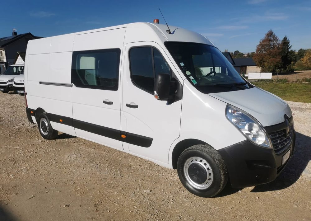 Renault Master L3H2 doka 7-osobowy Długi klima 2.3dCi-125KM Brygadówka - Furgon: slika Renault Master L3H2 doka 7-osobowy Długi klima 2.3dCi-125KM Brygadówka - Furgon Renault Master L3H2 doka 7-osobowy Długi klima 2.3dCi-125KM Brygadówka - Furgon: slika Renault Master L3H2 doka 7-osobowy Długi klima 2.3dCi-125KM Brygadówka - Furgon
