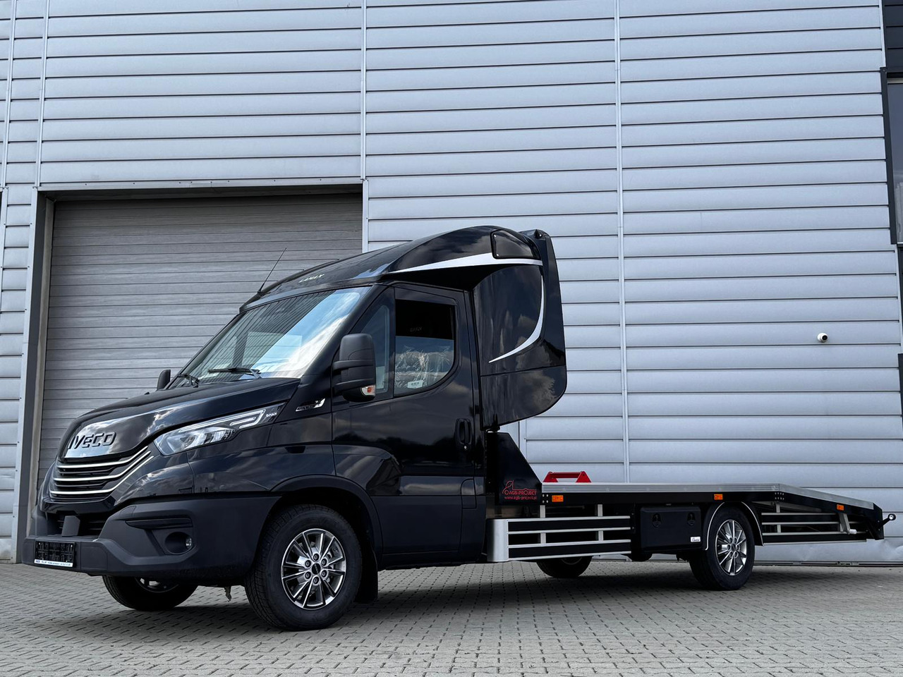 IVECO DAILY 35S21 - Kamion za vuču: slika IVECO DAILY 35S21 - Kamion za vuču IVECO DAILY 35S21 - Kamion za vuču: slika IVECO DAILY 35S21 - Kamion za vuču