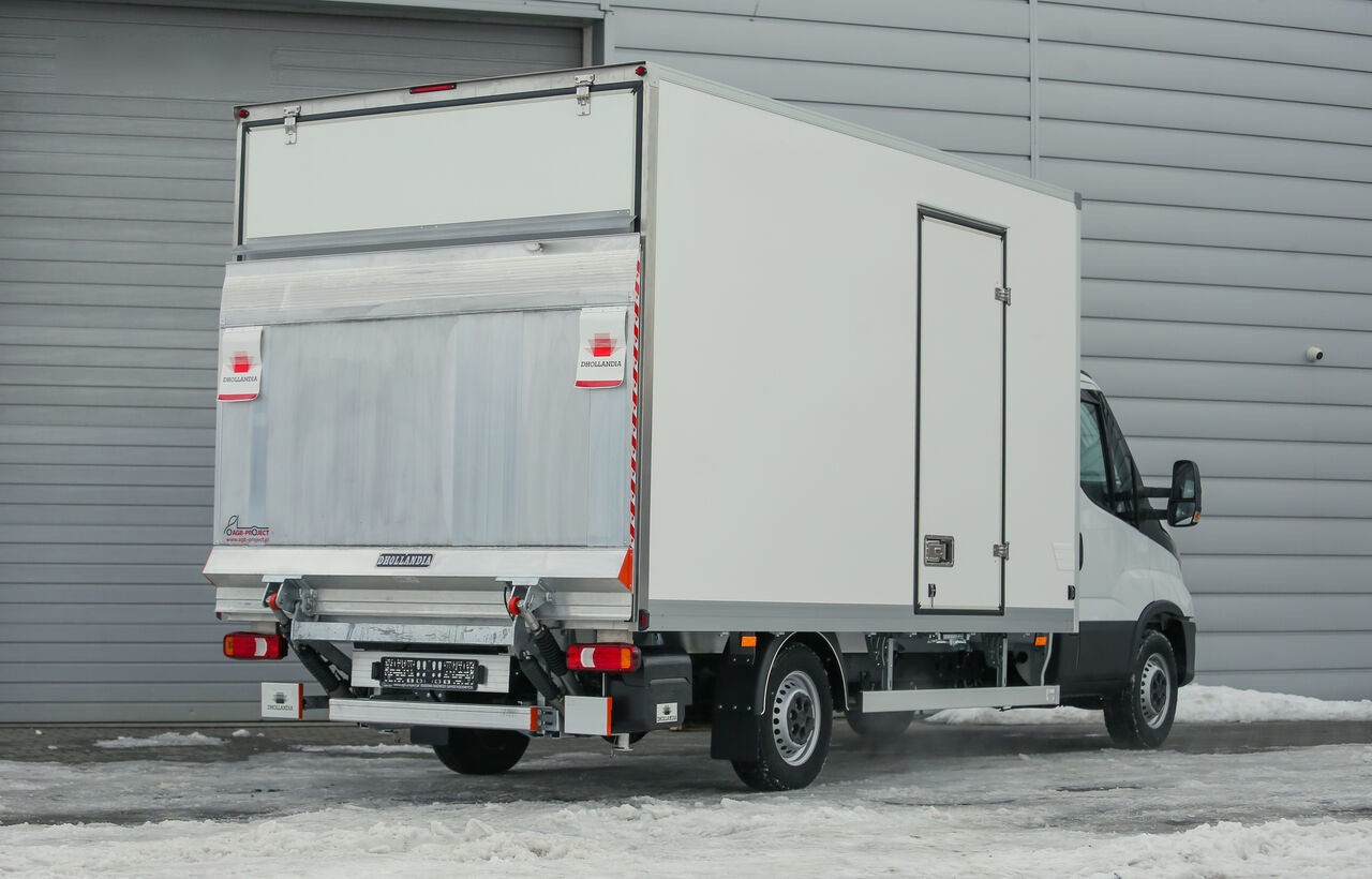 IVECO Iveco Daily IVECO 35S18HA8 r.o.4100 - Dostavno vozilo sa zatvorenim sandukom: slika IVECO Iveco Daily IVECO 35S18HA8 r.o.4100 - Dostavno vozilo sa zatvorenim sandukom IVECO Iveco Daily IVECO 35S18HA8 r.o.4100 - Dostavno vozilo sa zatvorenim sandukom: slika IVECO Iveco Daily IVECO 35S18HA8 r.o.4100 - Dostavno vozilo sa zatvorenim sandukom