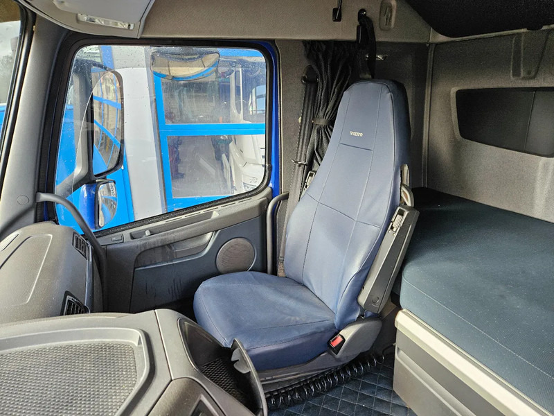 Tegljač Volvo FH 460 6x2 622000 KM Euro 5 Apk 8-2026: slika Tegljač Volvo FH 460 6x2 622000 KM Euro 5 Apk 8-2026 Tegljač Volvo FH 460 6x2 622000 KM Euro 5 Apk 8-2026: slika Tegljač Volvo FH 460 6x2 622000 KM Euro 5 Apk 8-2026