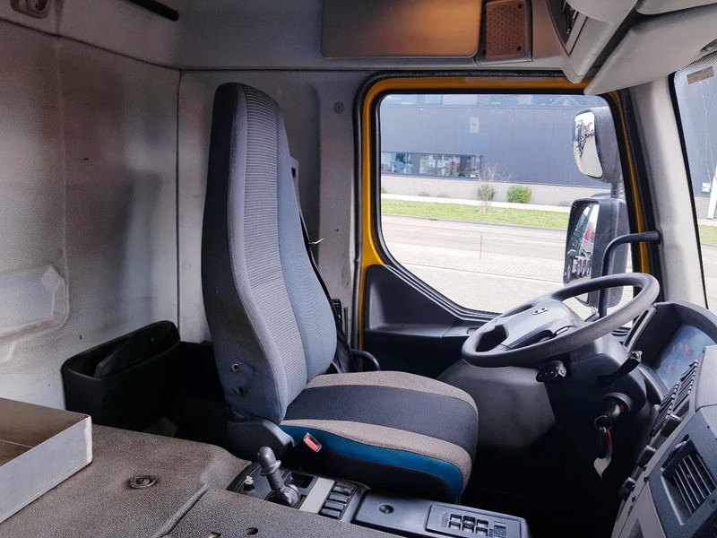 Kamion-šasija Volvo FE 300 EEV 6X2 Retarder 258.000 KM TÜV: slika Kamion-šasija Volvo FE 300 EEV 6X2 Retarder 258.000 KM TÜV