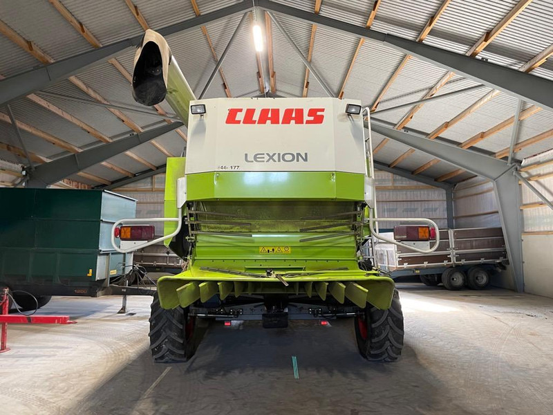 Claas Lexion 450 Evolution - Kombajn za žetvu: slika Claas Lexion 450 Evolution - Kombajn za žetvu Claas Lexion 450 Evolution - Kombajn za žetvu: slika Claas Lexion 450 Evolution - Kombajn za žetvu