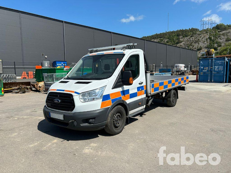 Ford Transit 350 - Dostavno vozilo s ravnom platformom: slika Ford Transit 350 - Dostavno vozilo s ravnom platformom Ford Transit 350 - Dostavno vozilo s ravnom platformom: slika Ford Transit 350 - Dostavno vozilo s ravnom platformom