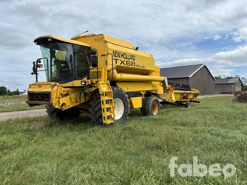 New Holland TX68 Plus - Kombajn za žetvu: slika New Holland TX68 Plus - Kombajn za žetvu New Holland TX68 Plus - Kombajn za žetvu: slika New Holland TX68 Plus - Kombajn za žetvu