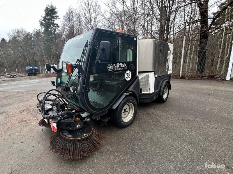 Nilfisk CIty Ranger 3500 - Cestovna čistilica: slika Nilfisk CIty Ranger 3500 - Cestovna čistilica Nilfisk CIty Ranger 3500 - Cestovna čistilica: slika Nilfisk CIty Ranger 3500 - Cestovna čistilica