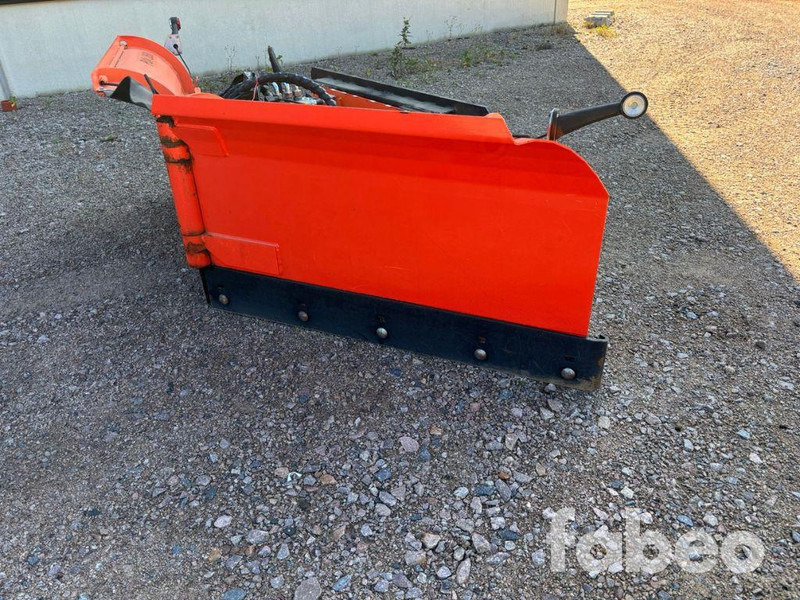 Pronar PUV-2600 - Vozilo za čišćenje snijega: slika Pronar PUV-2600 - Vozilo za čišćenje snijega Pronar PUV-2600 - Vozilo za čišćenje snijega: slika Pronar PUV-2600 - Vozilo za čišćenje snijega