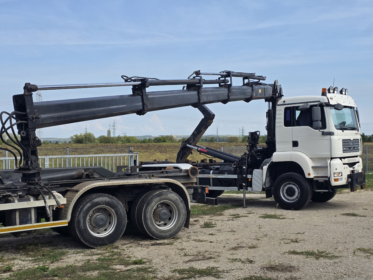 MAN TGA 26.440 6X6 / HOOK SYSTEM / HIAB 166D REMOTE SPECIAL PRICE ONLY THIS YEAR - Kamion s kukastom dizalicom, Kamion s kranom: slika MAN TGA 26.440 6X6 / HOOK SYSTEM / HIAB 166D REMOTE SPECIAL PRICE ONLY THIS YEAR - Kamion s kukastom dizalicom, Kamion s kranom MAN TGA 26.440 6X6 / HOOK SYSTEM / HIAB 166D REMOTE SPECIAL PRICE ONLY THIS YEAR - Kamion s kukastom dizalicom, Kamion s kranom: slika MAN TGA 26.440 6X6 / HOOK SYSTEM / HIAB 166D REMOTE SPECIAL PRICE ONLY THIS YEAR - Kamion s kukastom dizalicom, Kamion s kranom