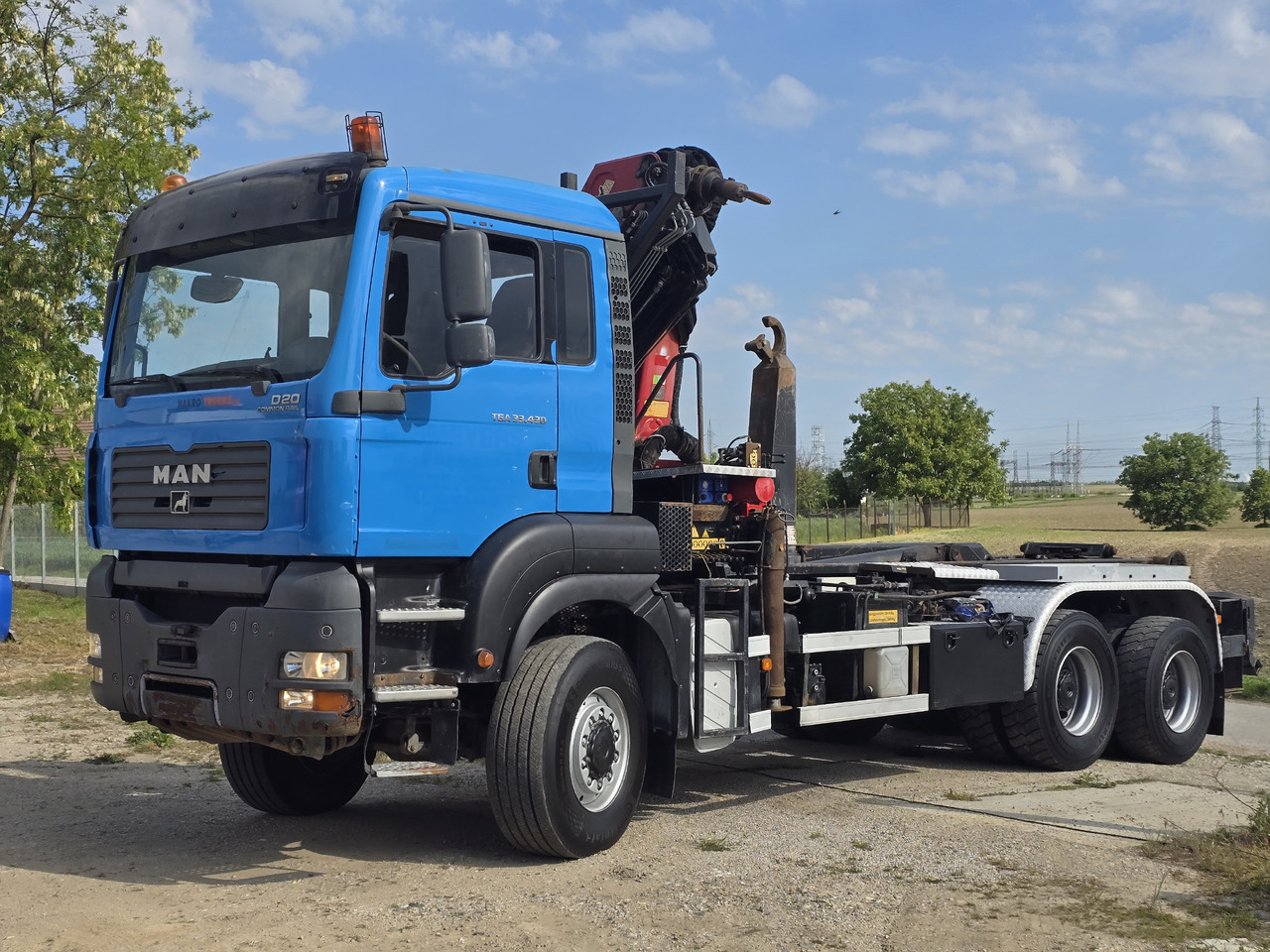 MAN TGA 33.430 6X6 / HMF 1823 K3+REM.CON./ HOOK SYSTEM 2x in stock - Kamion s kukastom dizalicom, Kamion s kranom: slika MAN TGA 33.430 6X6 / HMF 1823 K3+REM.CON./ HOOK SYSTEM 2x in stock - Kamion s kukastom dizalicom, Kamion s kranom MAN TGA 33.430 6X6 / HMF 1823 K3+REM.CON./ HOOK SYSTEM 2x in stock - Kamion s kukastom dizalicom, Kamion s kranom: slika MAN TGA 33.430 6X6 / HMF 1823 K3+REM.CON./ HOOK SYSTEM 2x in stock - Kamion s kukastom dizalicom, Kamion s kranom