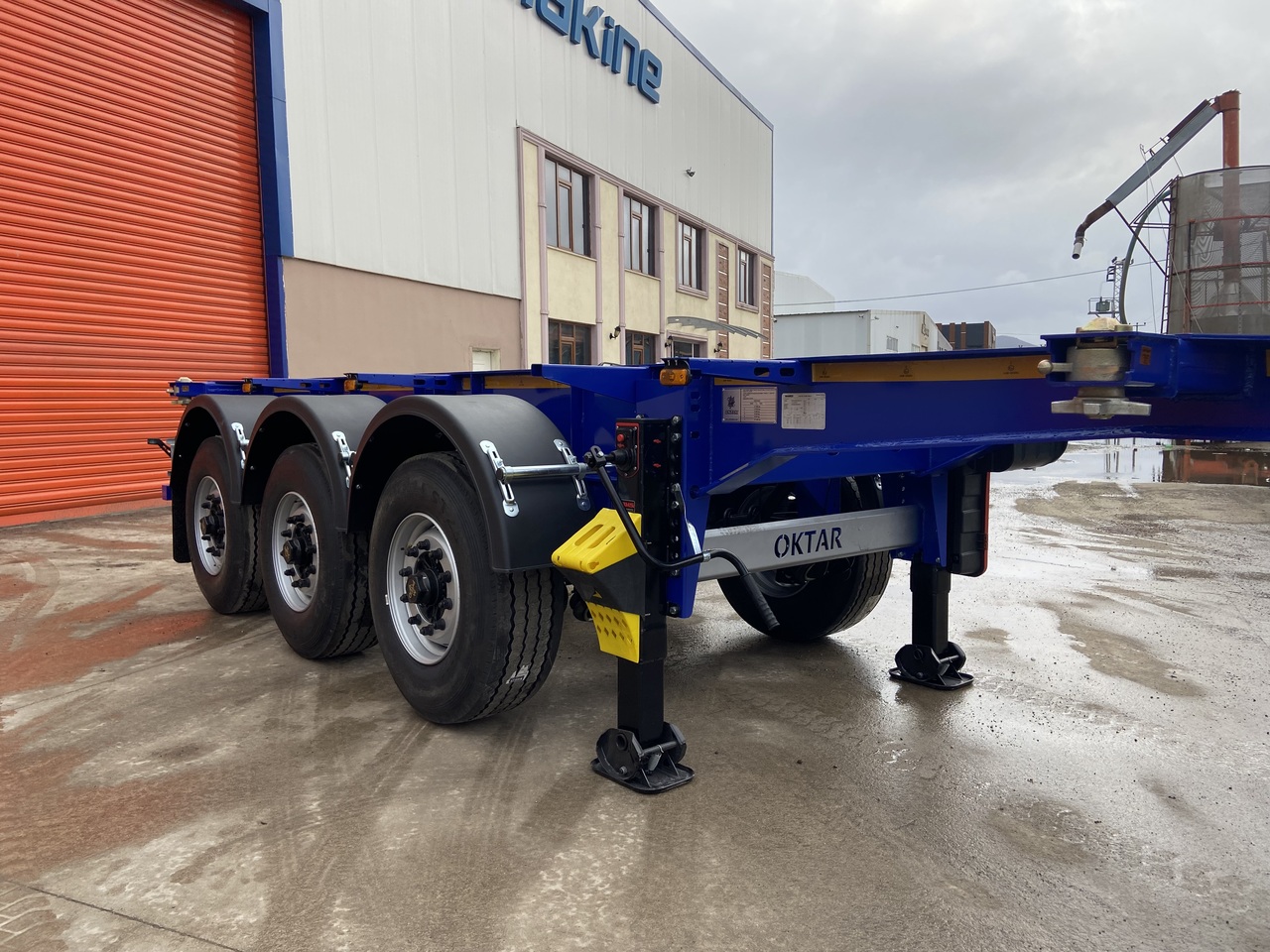 OKTAR ADR CONTAINER TRAILER 20 FEET 2023 - Transporter kontejnera/ Poluprikolica s izmjenjivim sanducima: slika OKTAR ADR CONTAINER TRAILER 20 FEET 2023 - Transporter kontejnera/ Poluprikolica s izmjenjivim sanducima OKTAR ADR CONTAINER TRAILER 20 FEET 2023 - Transporter kontejnera/ Poluprikolica s izmjenjivim sanducima: slika OKTAR ADR CONTAINER TRAILER 20 FEET 2023 - Transporter kontejnera/ Poluprikolica s izmjenjivim sanducima