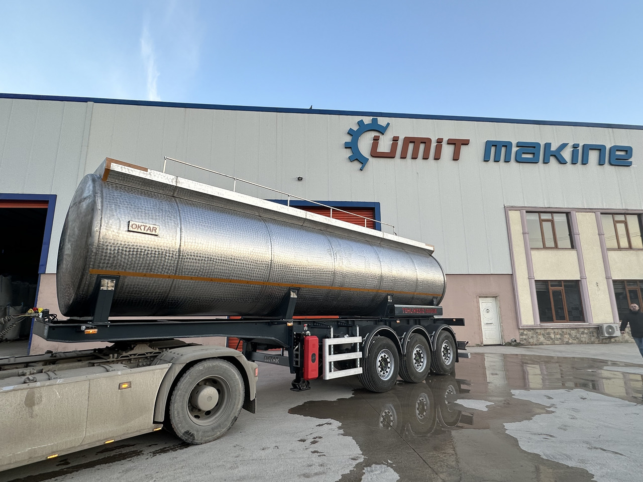 OKTAR TRAILER -TANKER TRAILER 2025 - Poluprikolica cisterna: slika OKTAR TRAILER -TANKER TRAILER 2025 - Poluprikolica cisterna OKTAR TRAILER -TANKER TRAILER 2025 - Poluprikolica cisterna: slika OKTAR TRAILER -TANKER TRAILER 2025 - Poluprikolica cisterna