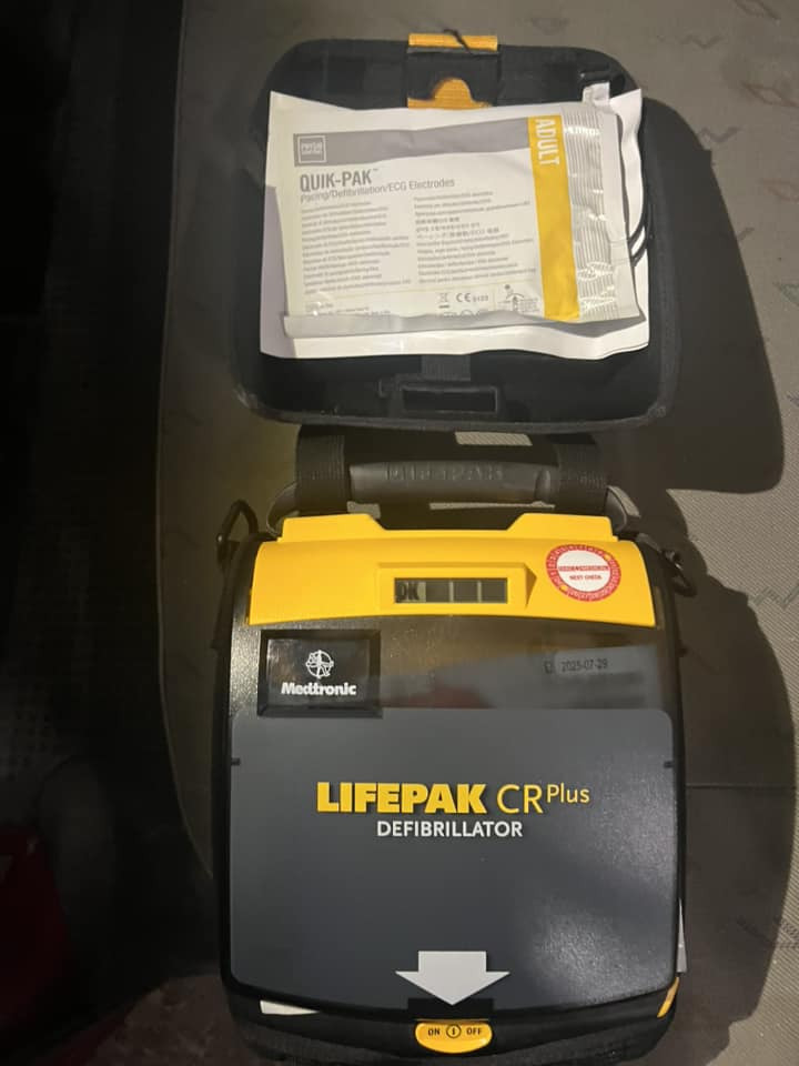 Lifepak CRplus - AED / defibrillator - Vozilo hitne pomoći: slika Lifepak CRplus - AED / defibrillator - Vozilo hitne pomoći Lifepak CRplus - AED / defibrillator - Vozilo hitne pomoći: slika Lifepak CRplus - AED / defibrillator - Vozilo hitne pomoći