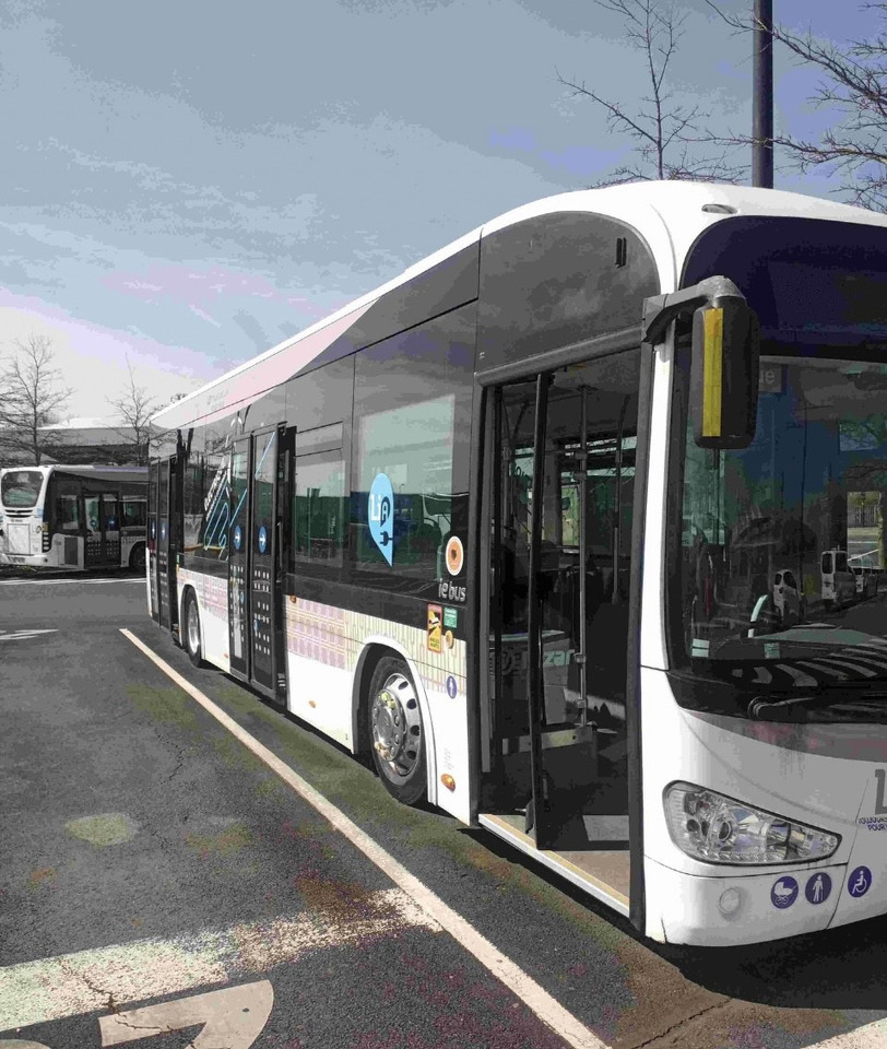 IRIZAR IEB Elektro Linienbus electric Bus. Fahrbereit - Gradski autobus, Električni autobus: slika IRIZAR IEB Elektro Linienbus electric Bus. Fahrbereit - Gradski autobus, Električni autobus IRIZAR IEB Elektro Linienbus electric Bus. Fahrbereit - Gradski autobus, Električni autobus: slika IRIZAR IEB Elektro Linienbus electric Bus. Fahrbereit - Gradski autobus, Električni autobus