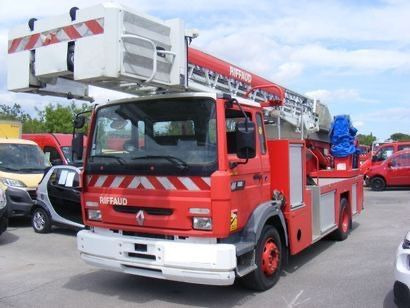 Renault Midliner M180 Drehleiter Feuerwehr EPSA23.5 1999 - Podizna platforma montirana na kamion: slika Renault Midliner M180 Drehleiter Feuerwehr EPSA23.5 1999 - Podizna platforma montirana na kamion Renault Midliner M180 Drehleiter Feuerwehr EPSA23.5 1999 - Podizna platforma montirana na kamion: slika Renault Midliner M180 Drehleiter Feuerwehr EPSA23.5 1999 - Podizna platforma montirana na kamion