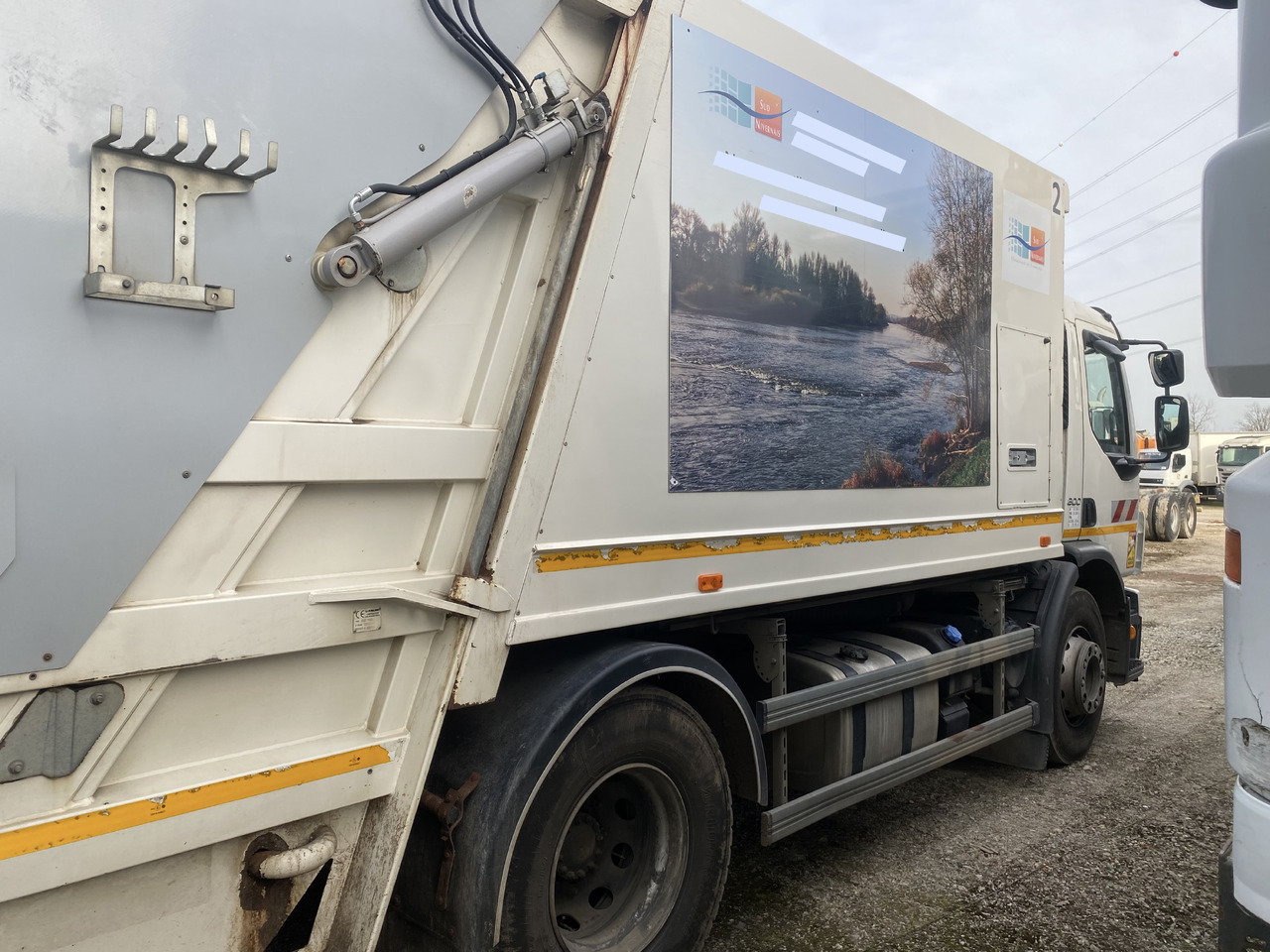 Volvo FE300 FAUN Müllwagen Garbage 2-Kammern Eu5 Top Zustand - Kamion za odvoz smeća: slika Volvo FE300 FAUN Müllwagen Garbage 2-Kammern Eu5 Top Zustand - Kamion za odvoz smeća Volvo FE300 FAUN Müllwagen Garbage 2-Kammern Eu5 Top Zustand - Kamion za odvoz smeća: slika Volvo FE300 FAUN Müllwagen Garbage 2-Kammern Eu5 Top Zustand - Kamion za odvoz smeća