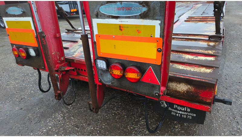 GHEYSEN & VERPOORT R4020B - Prikolica s niskim utovarivačem: slika GHEYSEN & VERPOORT R4020B - Prikolica s niskim utovarivačem GHEYSEN & VERPOORT R4020B - Prikolica s niskim utovarivačem: slika GHEYSEN & VERPOORT R4020B - Prikolica s niskim utovarivačem