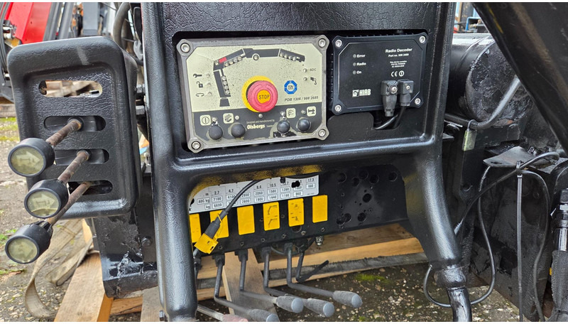 Hiab 211 EP-5 Hipro - Kamionska dizalica za Kamion: slika Hiab 211 EP-5 Hipro - Kamionska dizalica za Kamion Hiab 211 EP-5 Hipro - Kamionska dizalica za Kamion: slika Hiab 211 EP-5 Hipro - Kamionska dizalica za Kamion