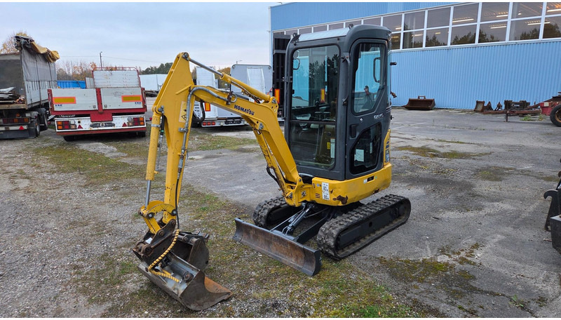 Komatsu PC14R - Mini bager: slika Komatsu PC14R - Mini bager Komatsu PC14R - Mini bager: slika Komatsu PC14R - Mini bager