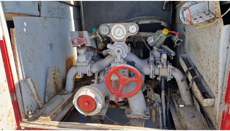 Mercedes-Benz 1113 4X4 new tank - Vatrogasno vozilo: slika Mercedes-Benz 1113 4X4 new tank - Vatrogasno vozilo Mercedes-Benz 1113 4X4 new tank - Vatrogasno vozilo: slika Mercedes-Benz 1113 4X4 new tank - Vatrogasno vozilo