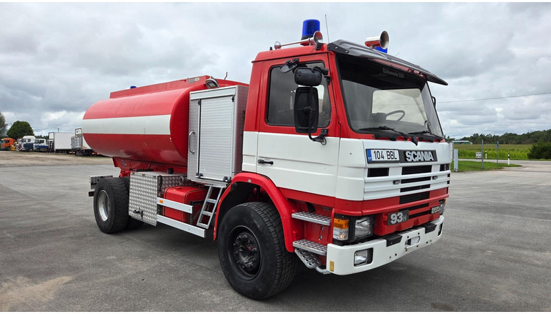 Scania P93 4X2 250 - Vatrogasno vozilo: slika Scania P93 4X2 250 - Vatrogasno vozilo Scania P93 4X2 250 - Vatrogasno vozilo: slika Scania P93 4X2 250 - Vatrogasno vozilo