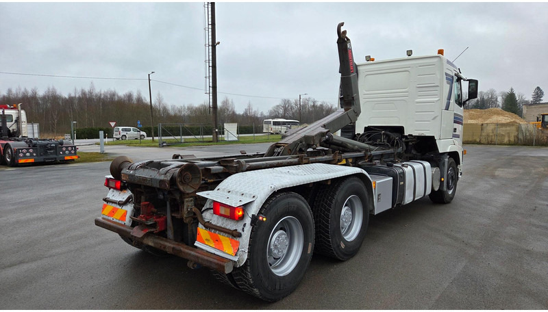 Volvo FH500 6X4 - Kamion s kukastom dizalicom: slika Volvo FH500 6X4 - Kamion s kukastom dizalicom Volvo FH500 6X4 - Kamion s kukastom dizalicom: slika Volvo FH500 6X4 - Kamion s kukastom dizalicom