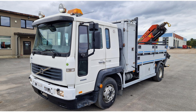 Volvo FL220 4X2 Palfinger PK7501 - Kamion s otvorenim sandukom, Kamion s kranom: slika Volvo FL220 4X2 Palfinger PK7501 - Kamion s otvorenim sandukom, Kamion s kranom Volvo FL220 4X2 Palfinger PK7501 - Kamion s otvorenim sandukom, Kamion s kranom: slika Volvo FL220 4X2 Palfinger PK7501 - Kamion s otvorenim sandukom, Kamion s kranom