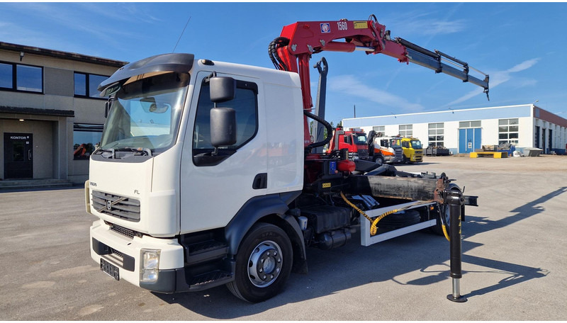 Volvo FL280 4X2 HMF 1560 + platform - Kamion s kukastom dizalicom, Kamion s kranom: slika Volvo FL280 4X2 HMF 1560 + platform - Kamion s kukastom dizalicom, Kamion s kranom Volvo FL280 4X2 HMF 1560 + platform - Kamion s kukastom dizalicom, Kamion s kranom: slika Volvo FL280 4X2 HMF 1560 + platform - Kamion s kukastom dizalicom, Kamion s kranom
