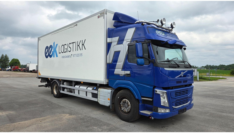 Volvo FM330 4X2 - Kamion sandučar: slika Volvo FM330 4X2 - Kamion sandučar Volvo FM330 4X2 - Kamion sandučar: slika Volvo FM330 4X2 - Kamion sandučar