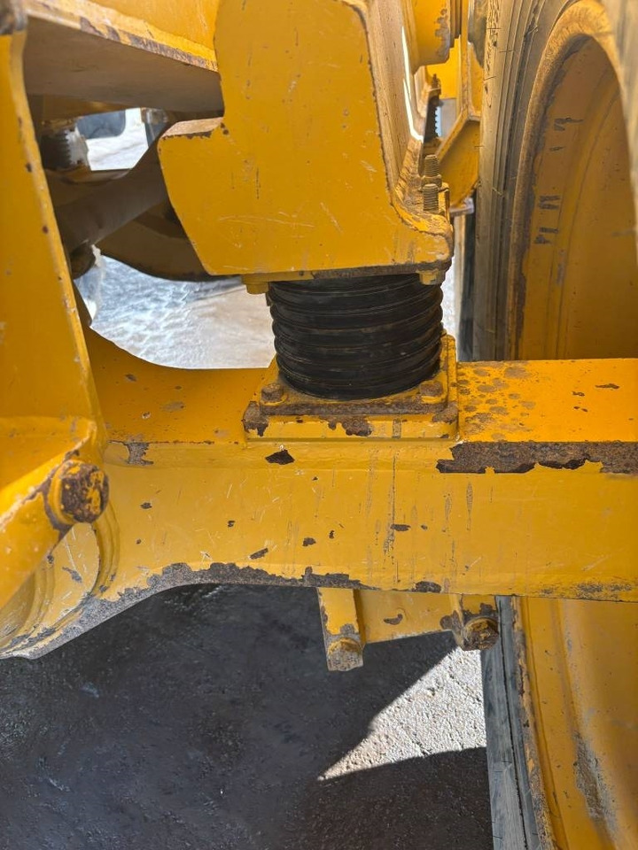 Zglobni istovarivač Bell B 20 E: slika Zglobni istovarivač Bell B 20 E Zglobni istovarivač Bell B 20 E: slika Zglobni istovarivač Bell B 20 E