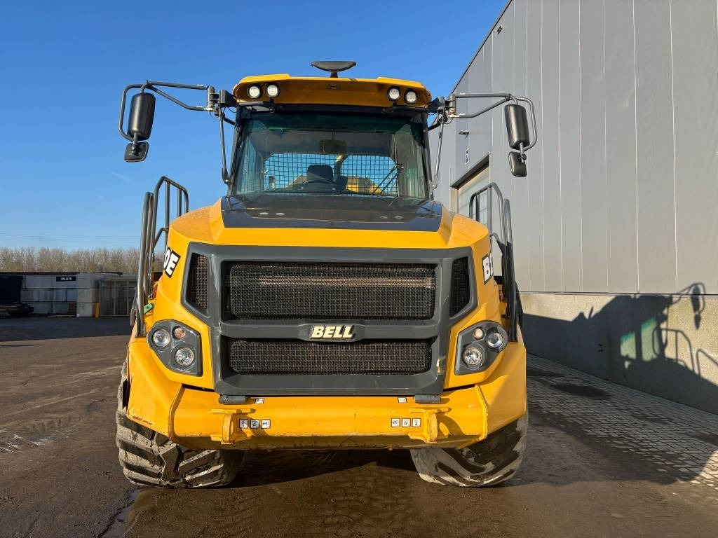 Zglobni istovarivač Bell B 20 E: slika Zglobni istovarivač Bell B 20 E Zglobni istovarivač Bell B 20 E: slika Zglobni istovarivač Bell B 20 E