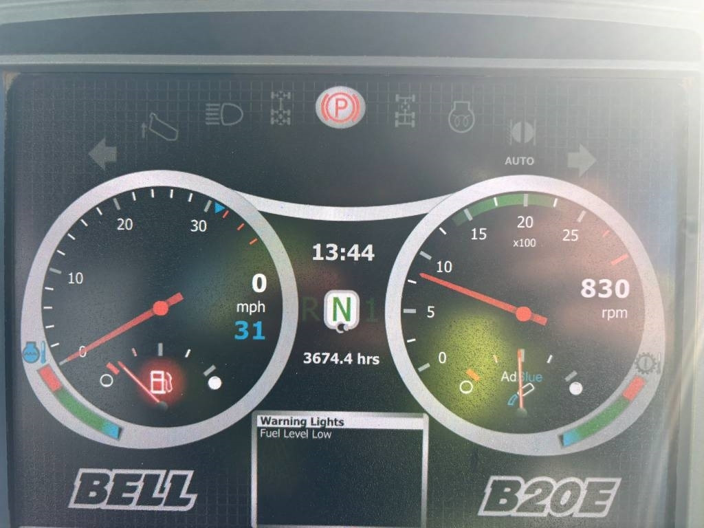 Zglobni istovarivač Bell B 20 E: slika Zglobni istovarivač Bell B 20 E Zglobni istovarivač Bell B 20 E: slika Zglobni istovarivač Bell B 20 E