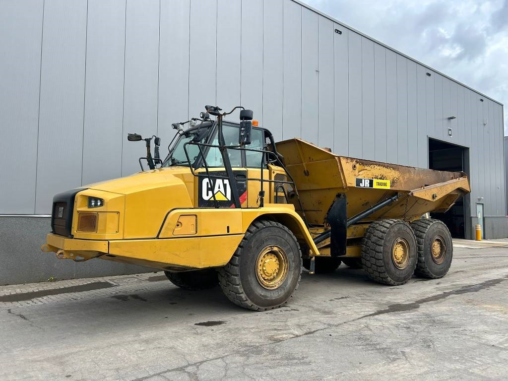 CAT 730 C2 (CE marked / under preparation) - Zglobni istovarivač: slika CAT 730 C2 (CE marked / under preparation) - Zglobni istovarivač CAT 730 C2 (CE marked / under preparation) - Zglobni istovarivač: slika CAT 730 C2 (CE marked / under preparation) - Zglobni istovarivač