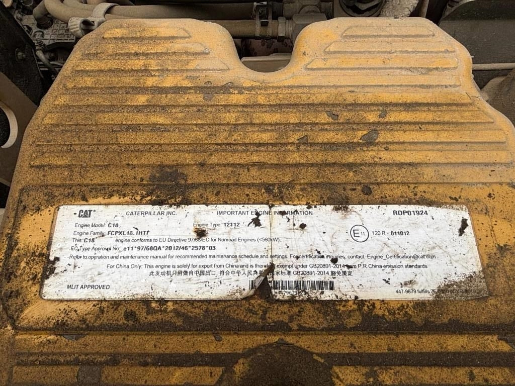 Zglobni istovarivač CAT 745 C: slika Zglobni istovarivač CAT 745 C Zglobni istovarivač CAT 745 C: slika Zglobni istovarivač CAT 745 C